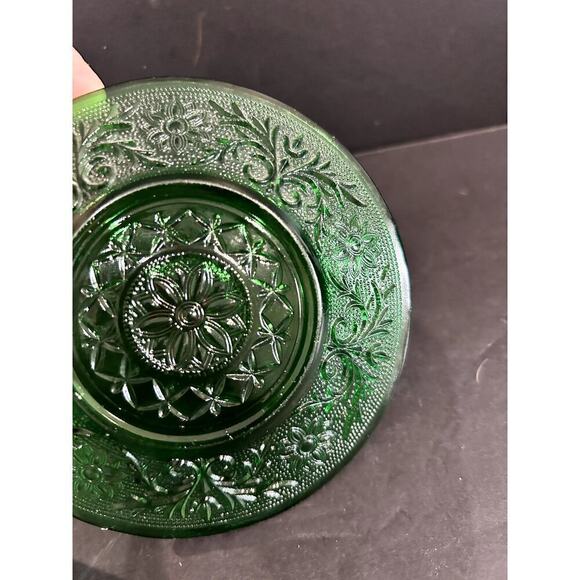 1930s Depression Anchor Hocking Forest Green, Juice Cup, Milk Cup, and Plate - Picture 5 of 6